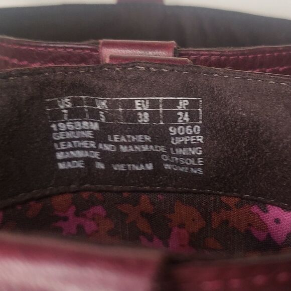 Timberland Burgundy Leather Riding Boots - Picture 12 of 13